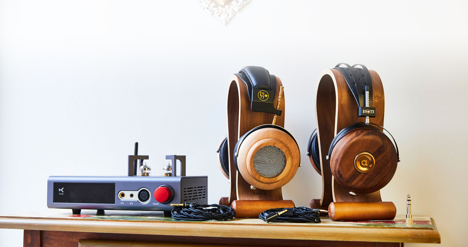 Varista - Olive - 1977 headphone Open and Close back