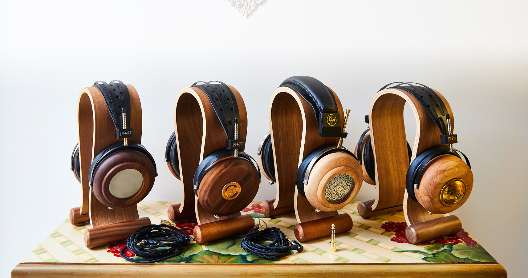 Té - 1977 headphone Open back